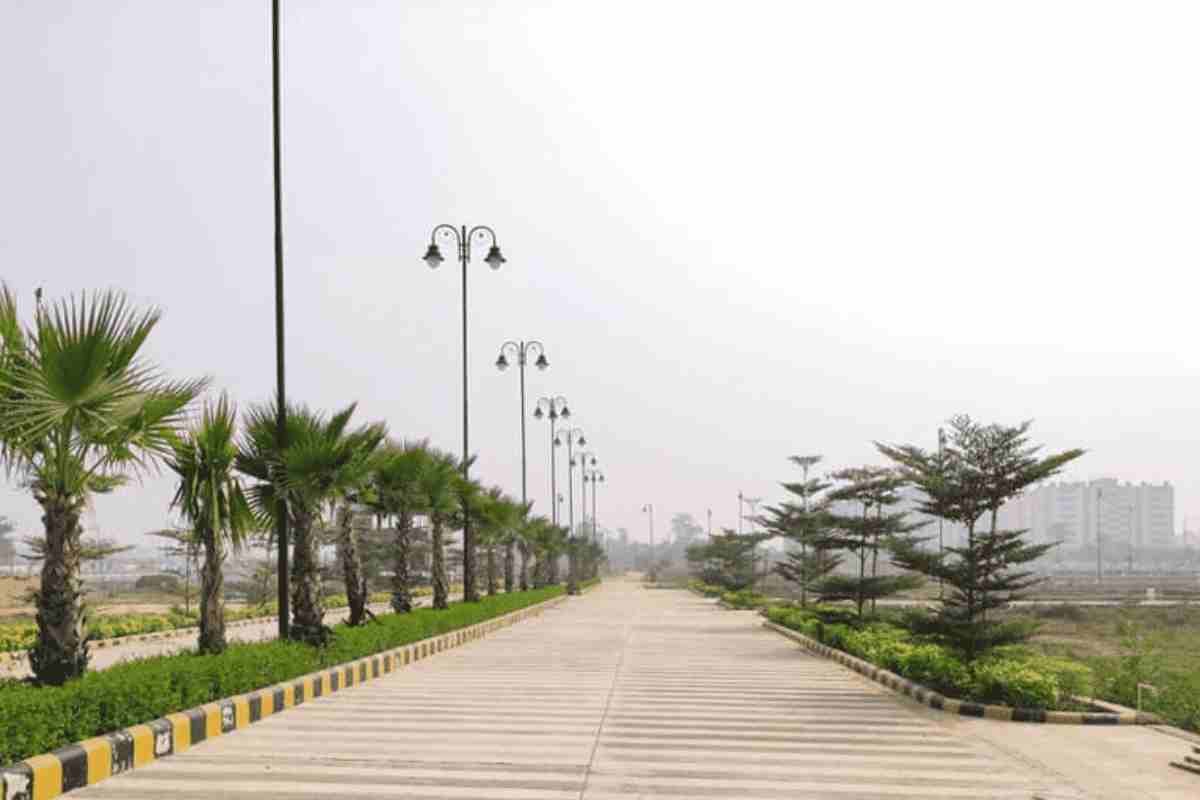 LDA plots in sultanpur road